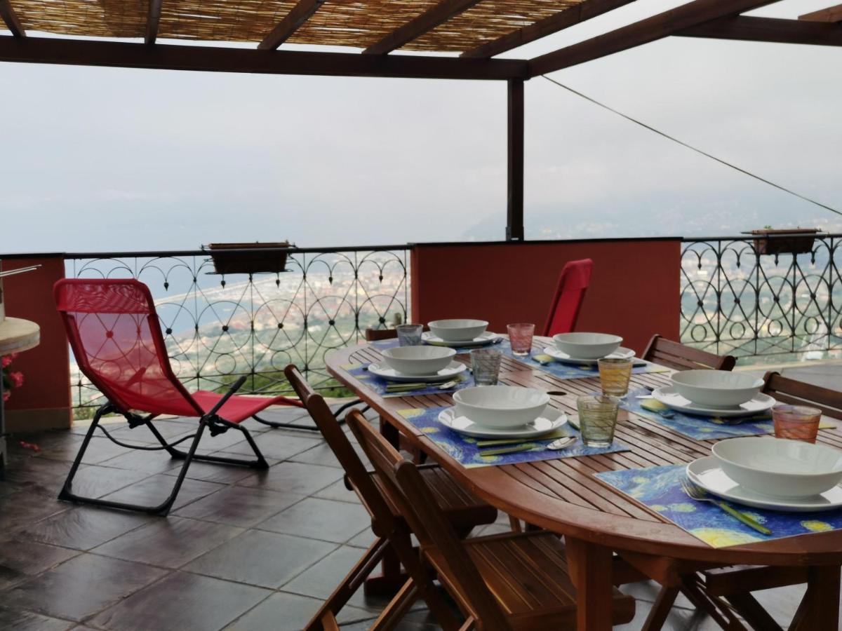 Terrazza Eugenia Villa ลาวาญา ภายนอก รูปภาพ